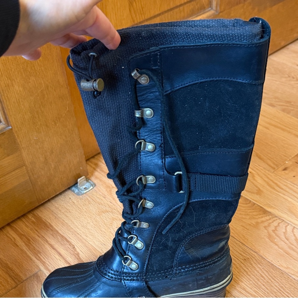Sorel Black Lace Up Women's Boots